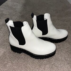 Platform boots
